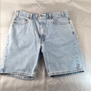 Men’s denim Levi shorts. 505. Waist 36